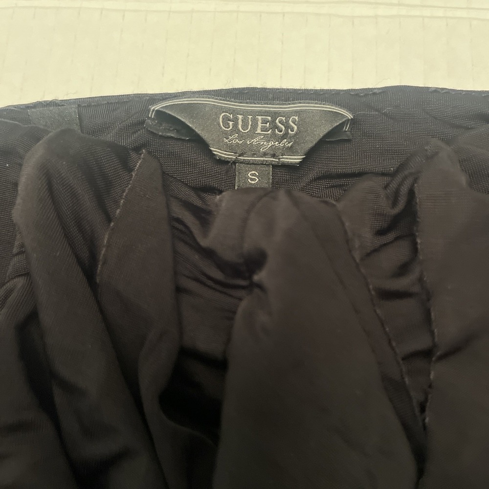 GUESS sleeveless Black Top Ruffle Front Women's Small Stylish Elegant Stretchy - Picture 5 of 8